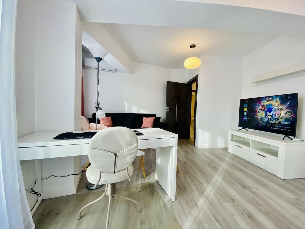 1BDR Wings Apartment