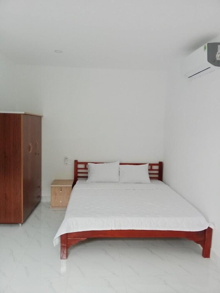 Prague Bungalow Phu Quoc