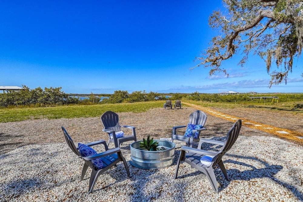 Anchors Away River House