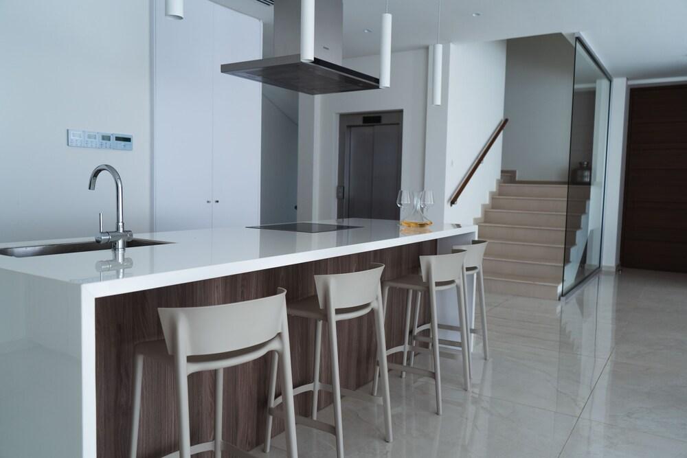 Fortuna Seaview Villa