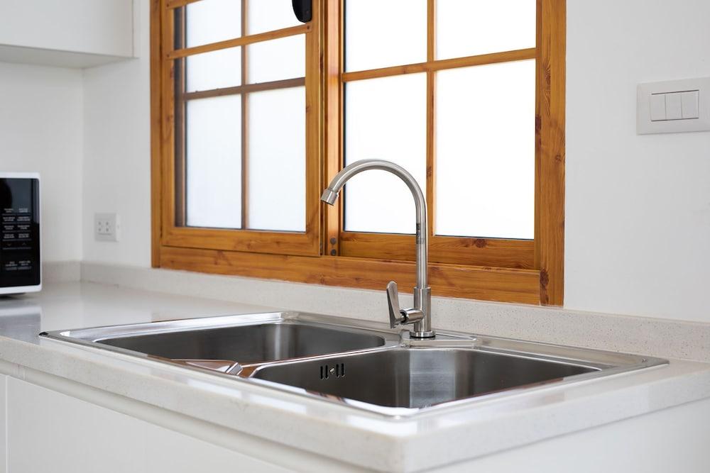 Japanese Style Villa Sunrise Garden A150