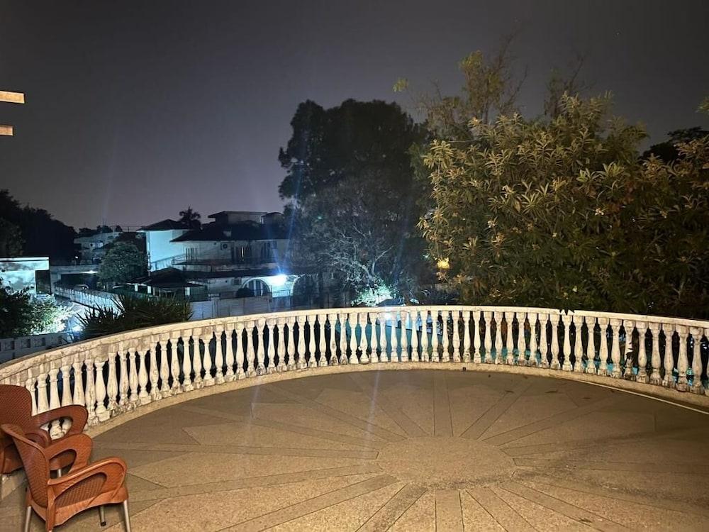 Cosmos Guest House Islamabad