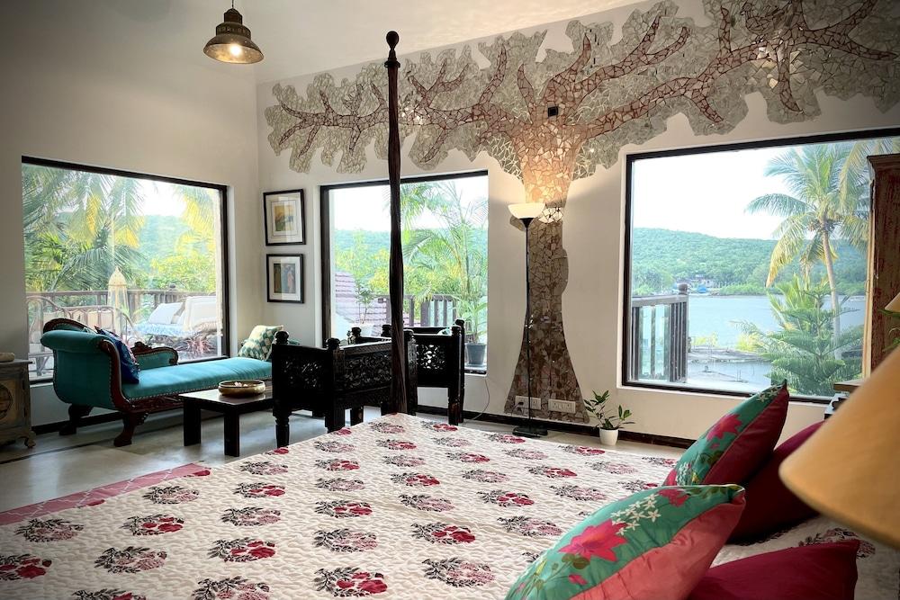 Casa Riverside- 5BHK Luxuty Pool Villa