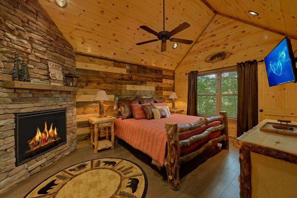 Adventure Lodge 4 Bedroom Cabin