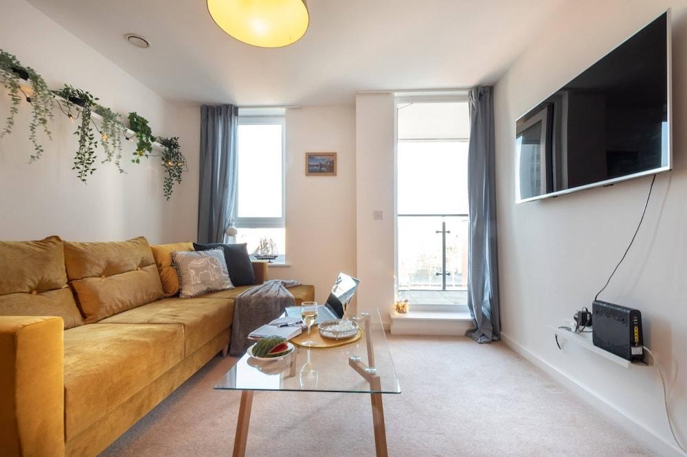 Amber Apartment Empress Heights