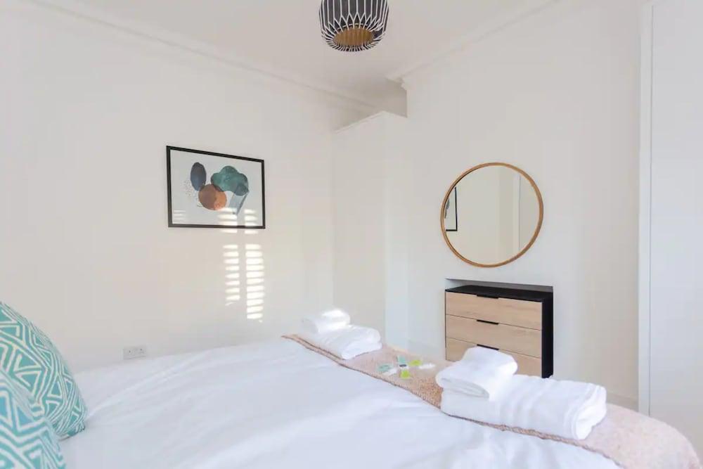 Luxury 2BD Garden Flat - Hackney