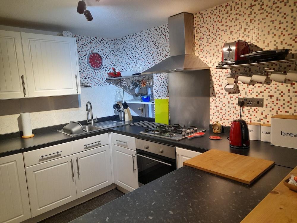 Charming Eyemouth 1-bed Apt, Sleeps 2 Near Beach