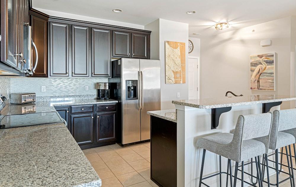 Grande at Canal Pointe