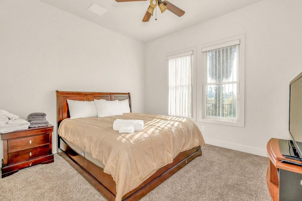 Green Hill Estate - Quiet Retreat