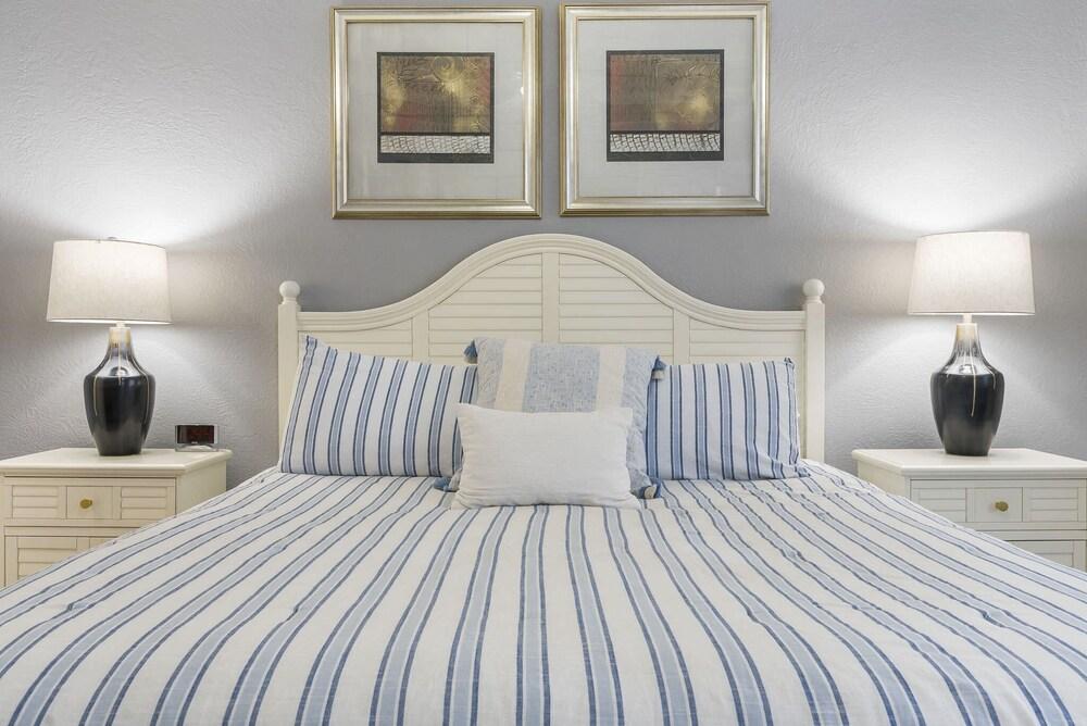 Ozark Mountain Oasis