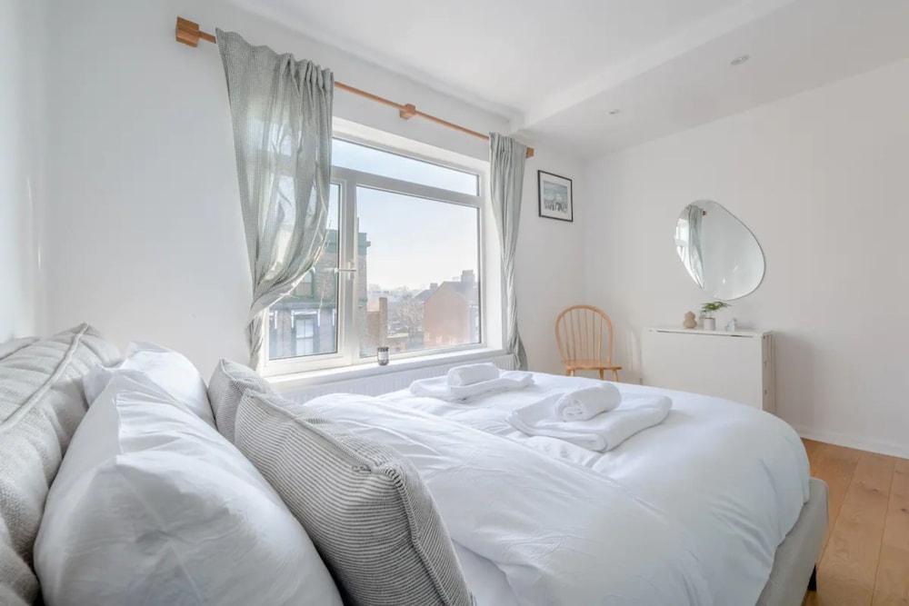 Peaceful 2 Bedroom Flat With Roof Terrace - Hackney