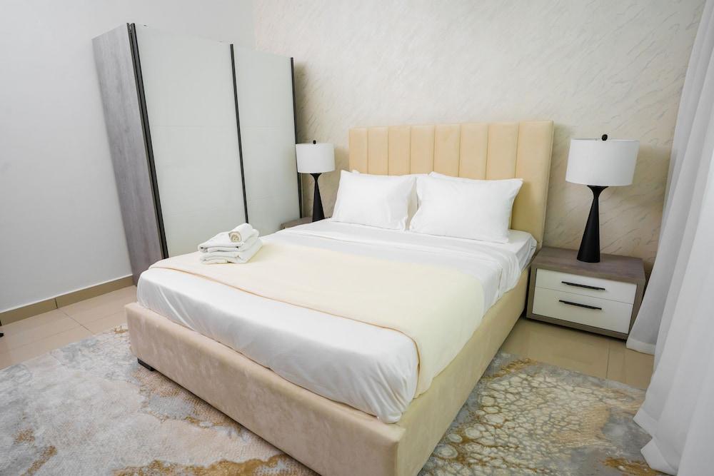 Nasma Luxury Stays - Marina Pinnacle