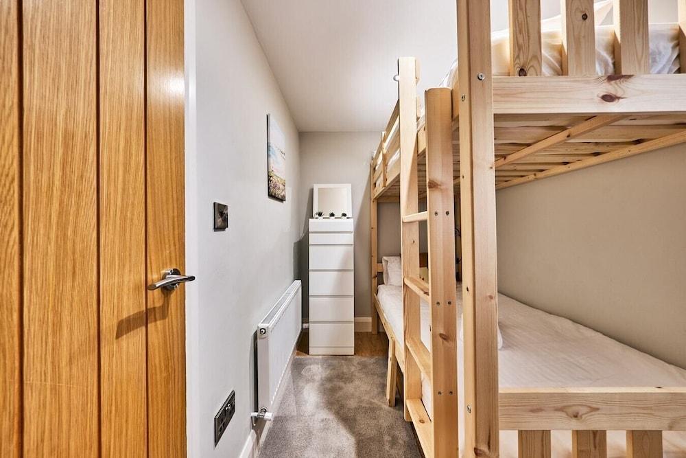 Princess Green - Portrush by the Sea