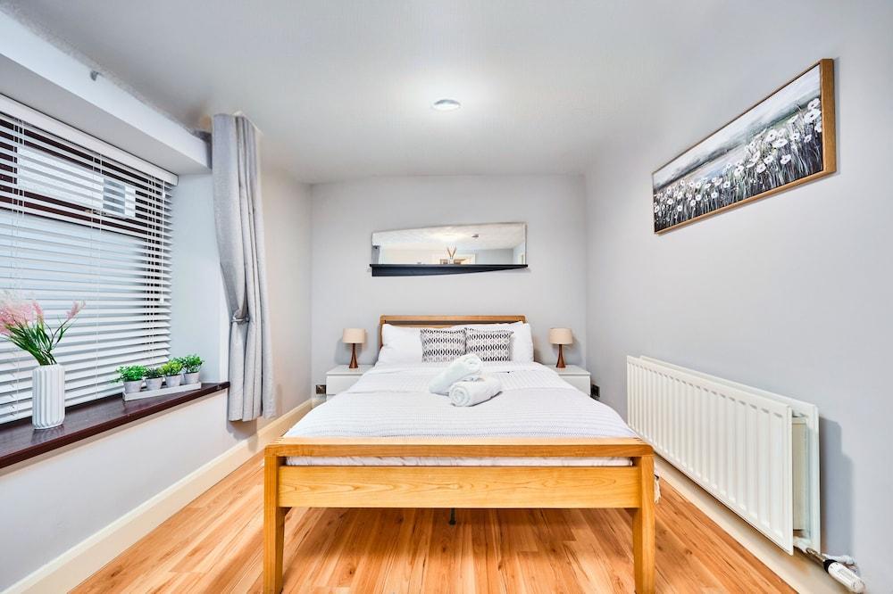 Golf Terrace - Portrush by the Sea