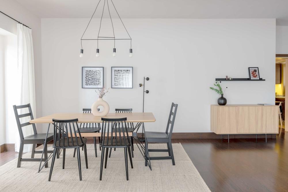 Panoramic 1BR Apt near Kallimarmaro