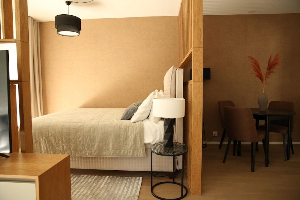 Lamira Serviced Apartments