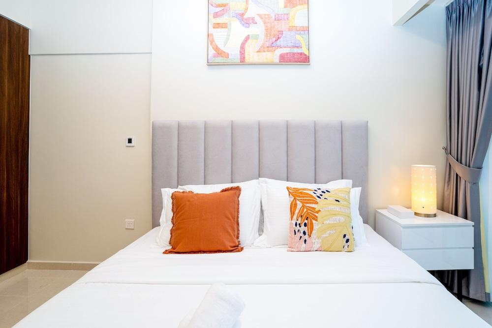 Tanin - Fabulous Apt With Burj Khalifa View From Balcony