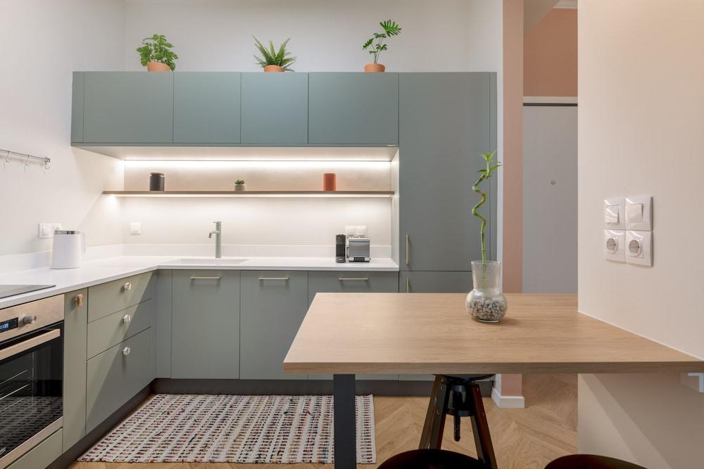 Bohemian 1BR Apartment in Athens