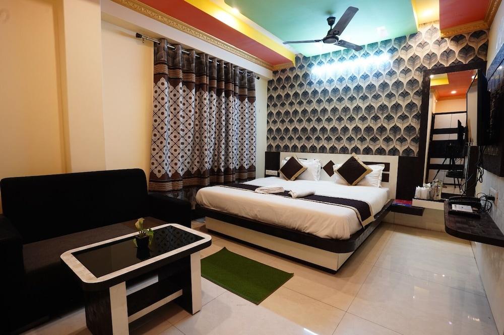 Tirupati Lodge Private Limited