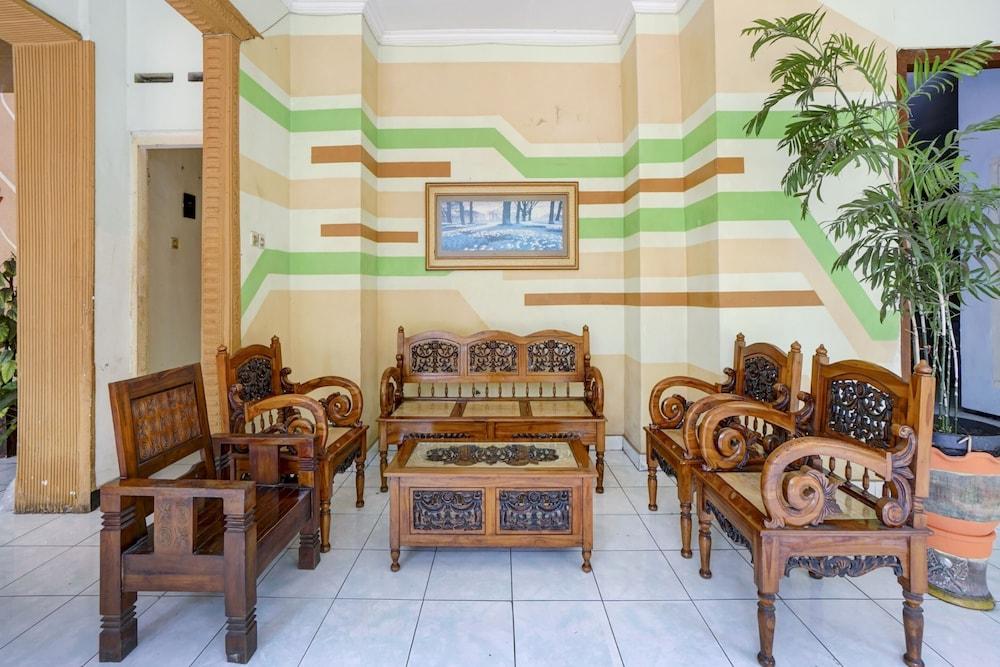 OYO Life 3956 Hotel Palem 2 Syariah