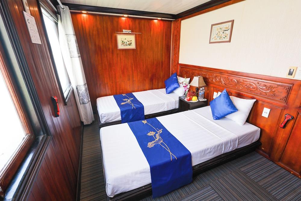 halong marina bay cruise