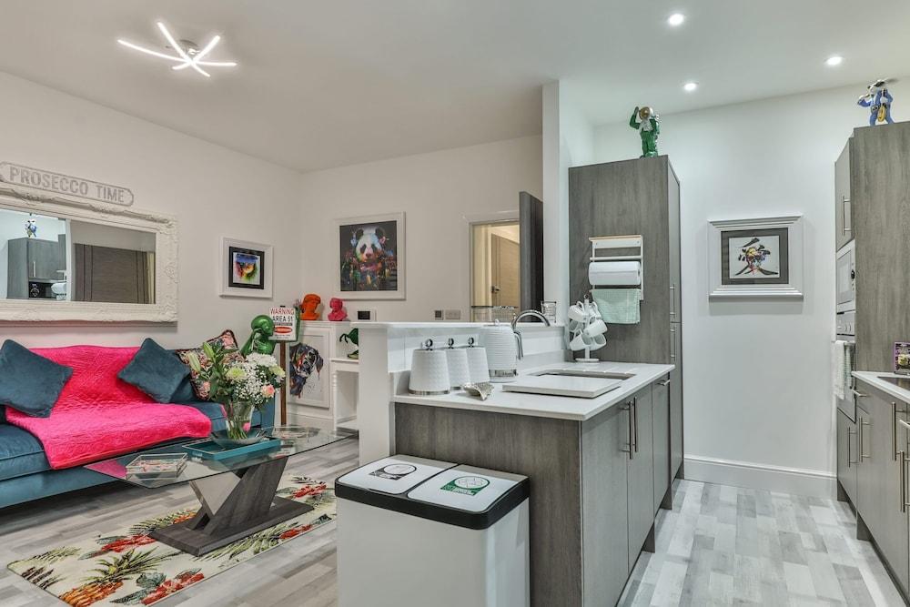 The Monroe, Luxury for up to 4 Guests