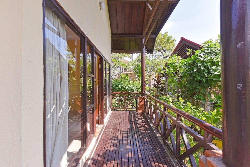 OYO 91191 Lovina Dolphin Lodge