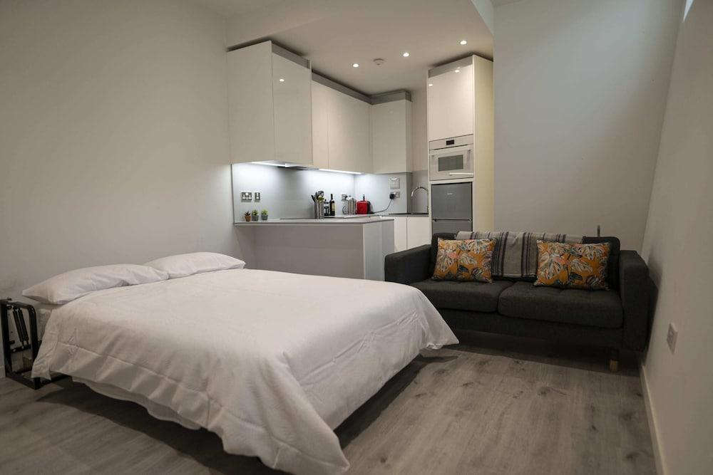 Sylvian Suites-hosted by Sweetstay