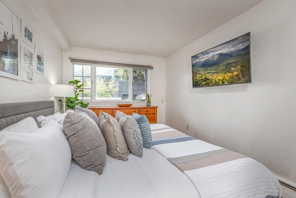 210 East Cooper in Aspen