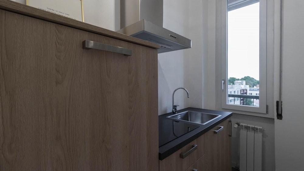 Apt24 - Modern Apartment With Terrace