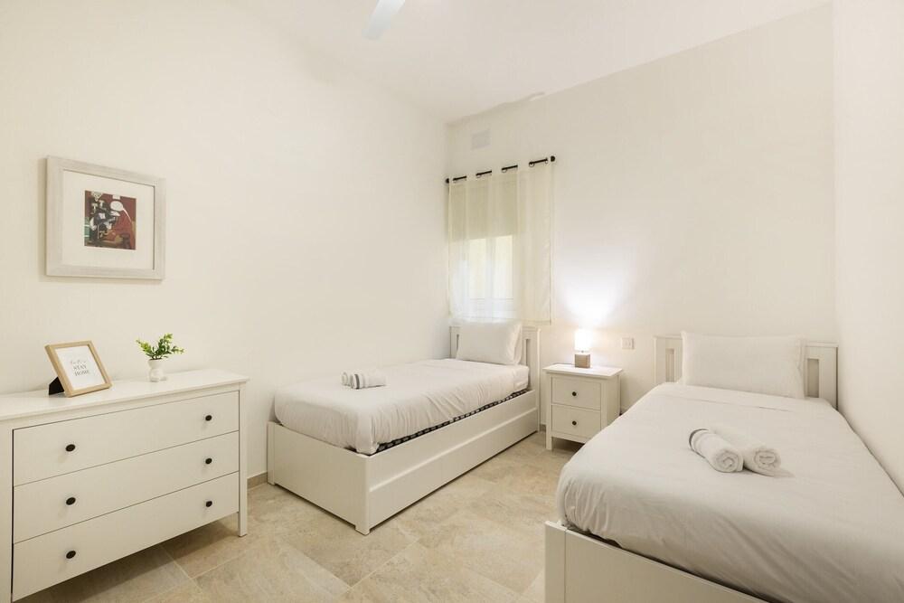 Gozo Apartment-hosted by Sweetstay