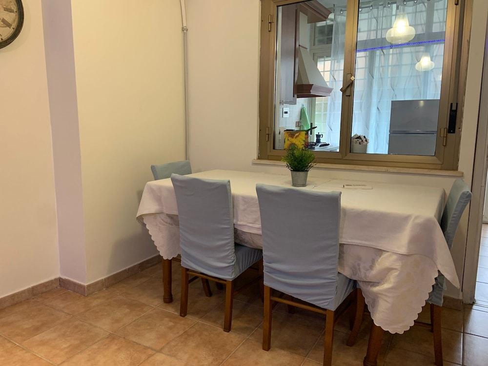 the Sail Holiday House