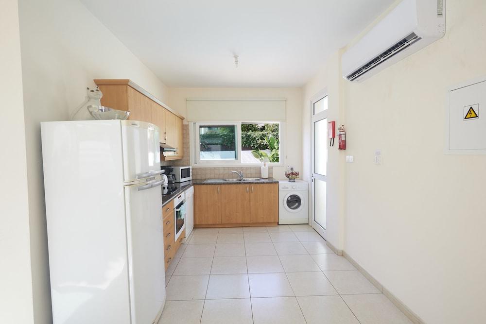 Protaras Holiday Villa Dv27