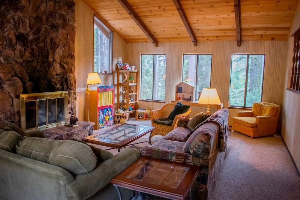 Highlandhouse Kid Dog-friendly