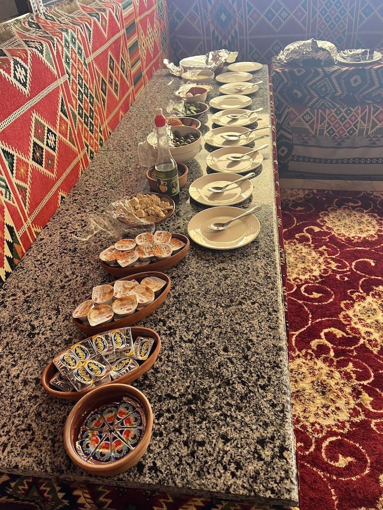 Wadi rum sunset camp