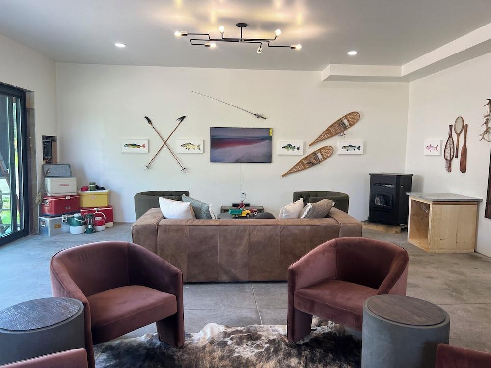 Finger Lakes Treehouse & Spa