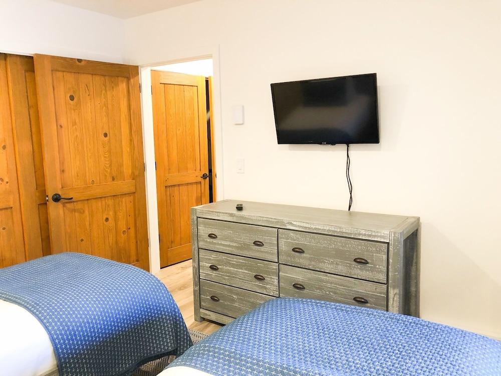 Bear Creek Lodge 407 4 Bedroom Condo by Alpine Lodging Telluride