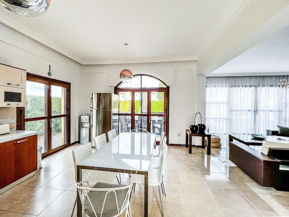 Villa With Private Pool and Backyard in Lapta