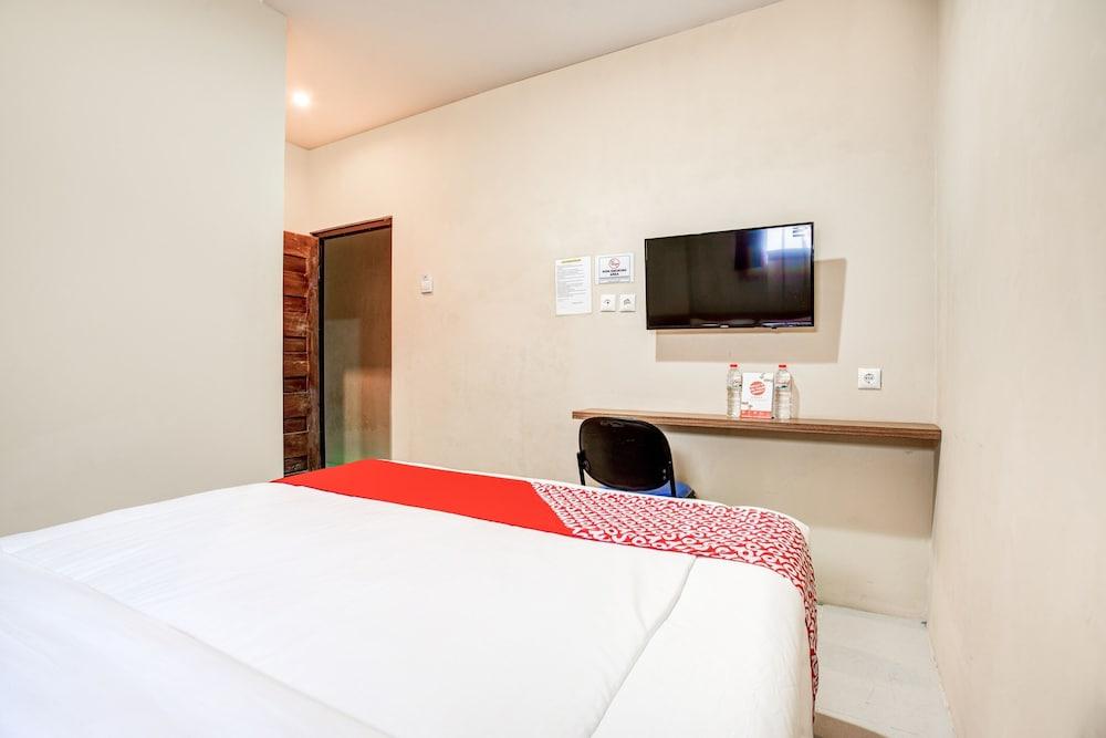 OYO 3462 Cimindi Residence