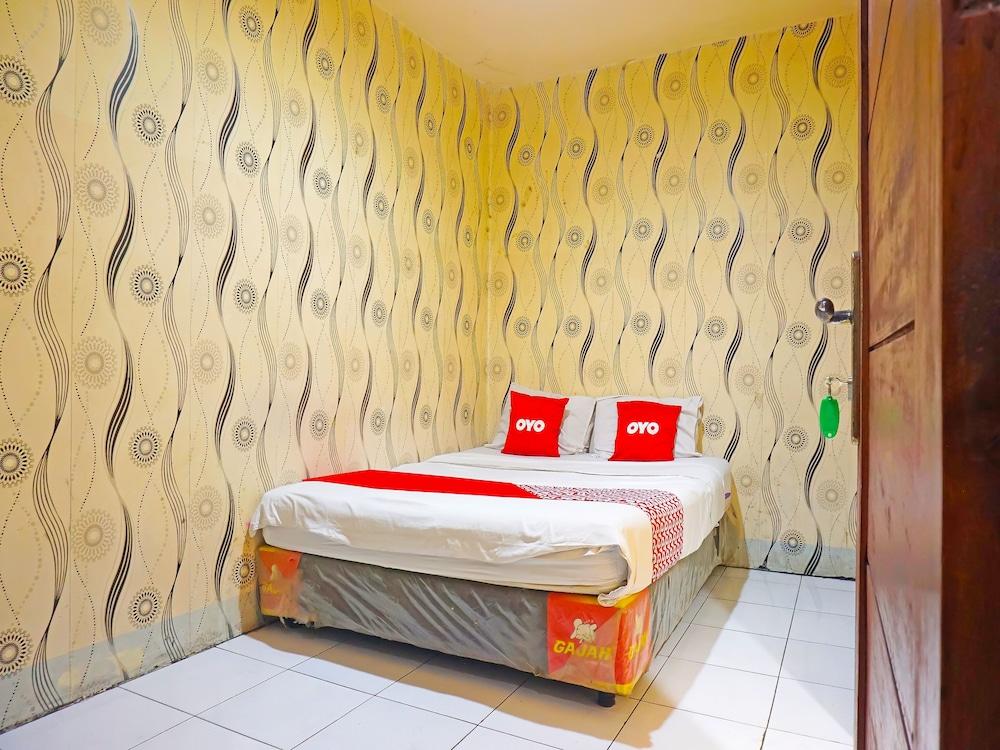 OYO 91553 Lautze Raya Residence