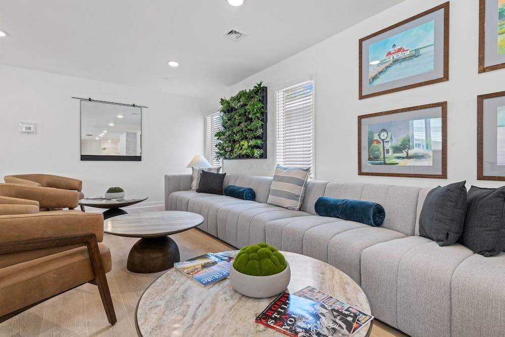 Hotel Manteo, Trademark Collection by Wyndham