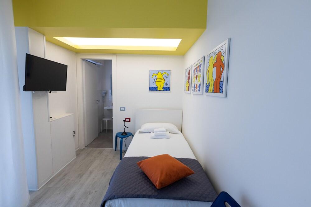 Valmontone Travel Rooms