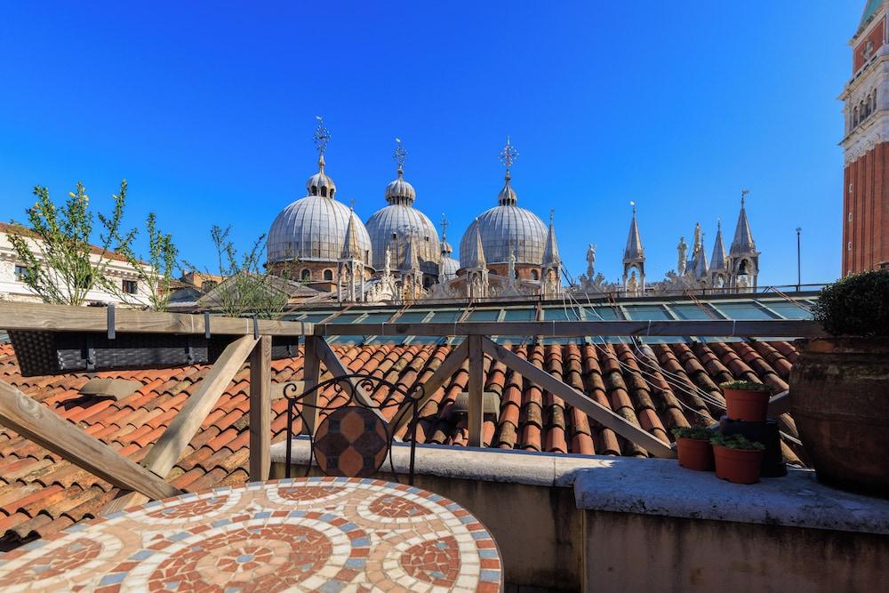 312 Piazza San Marco