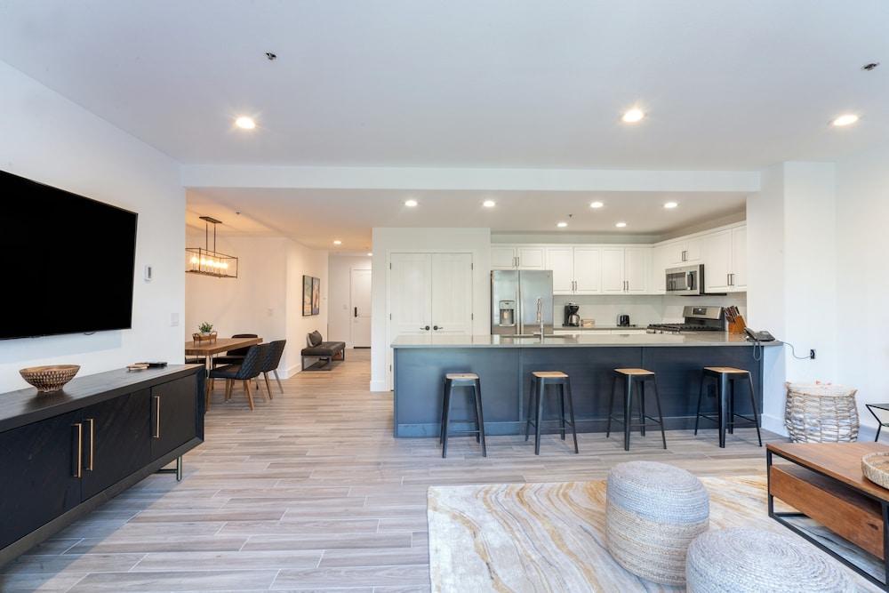 Bear Creek Lodge 207a Condo by Alpine Lodging Telluride