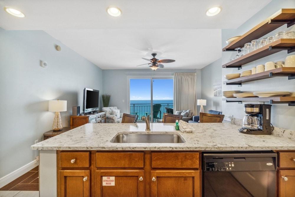 Sterling Breeze 1205 1 Bedroom Condo