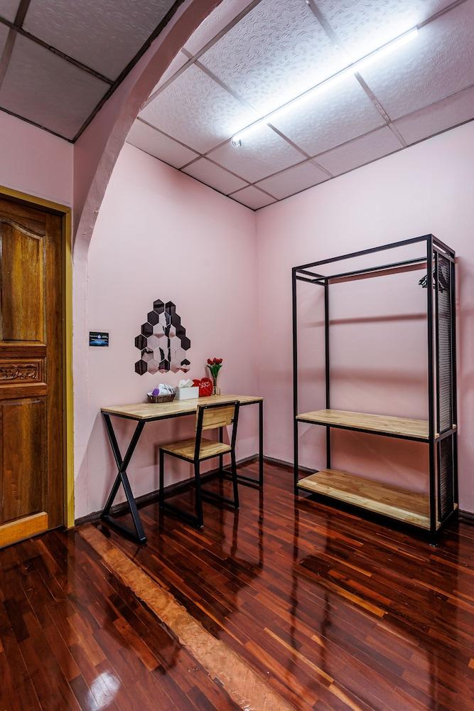 Baan Mee Suk Ayutthaya - Hostel