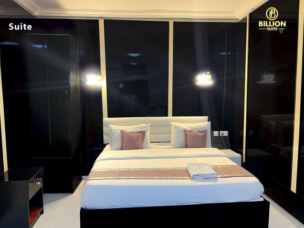 Billion Suite Hotel