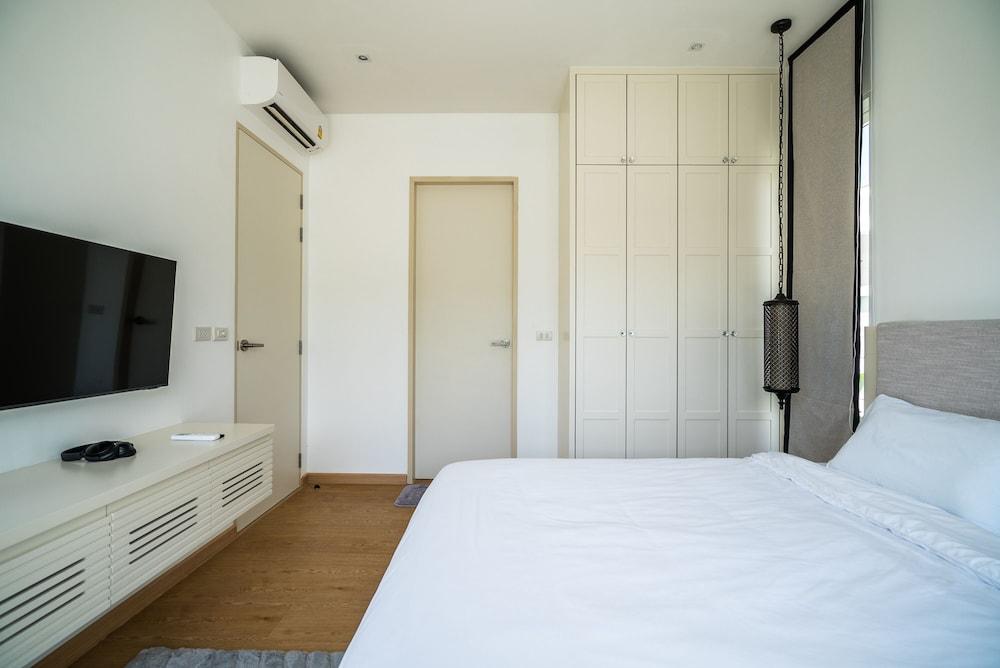 Kamala Garden View villa by Lofty