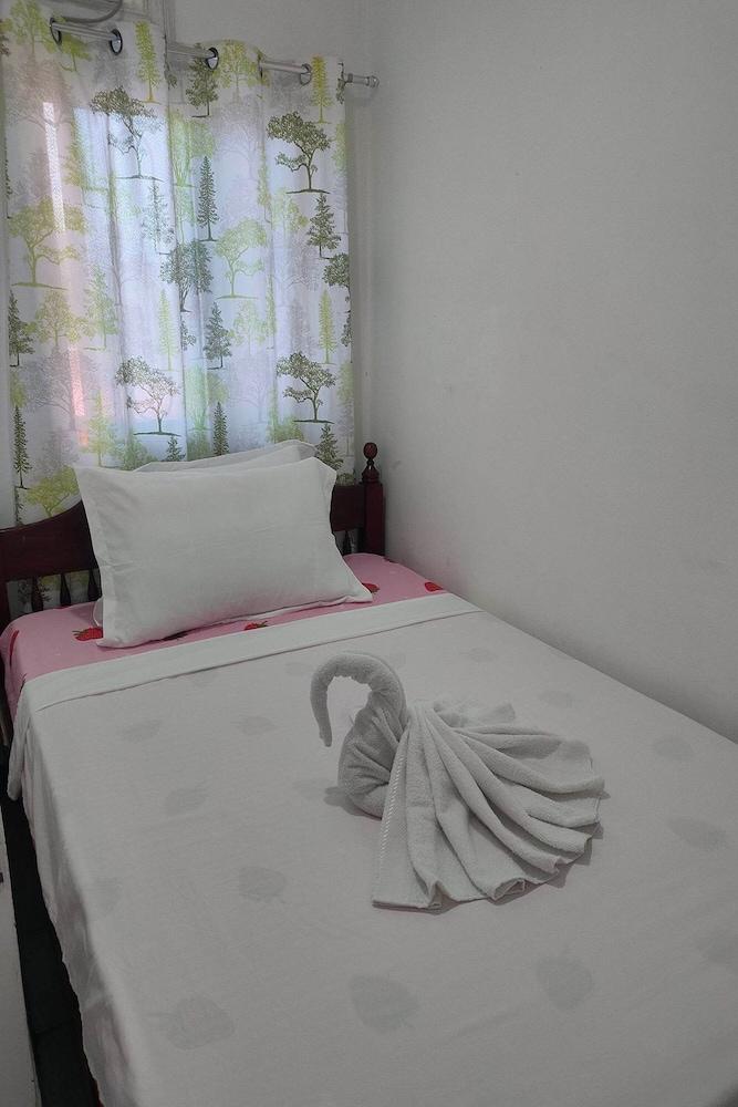 Istroberi Inn Palawan near Airport