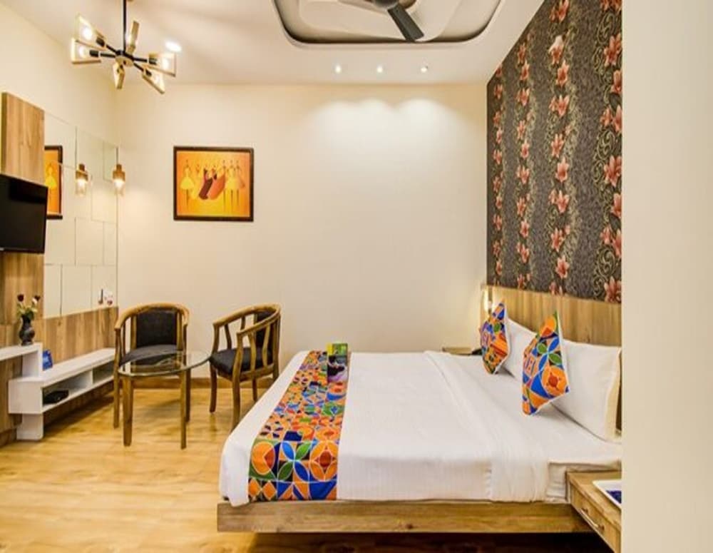 Fabhotel Prime Om Epic